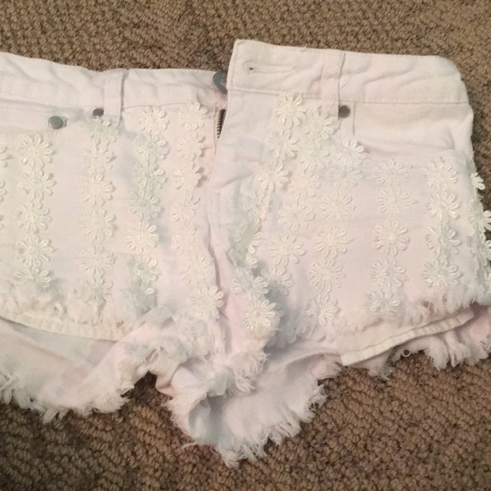 White flower shorts